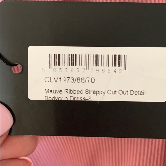 NWT PRETTY LITTLE THING CUT OUT BODY CON DRESS - Picture 4 of 5